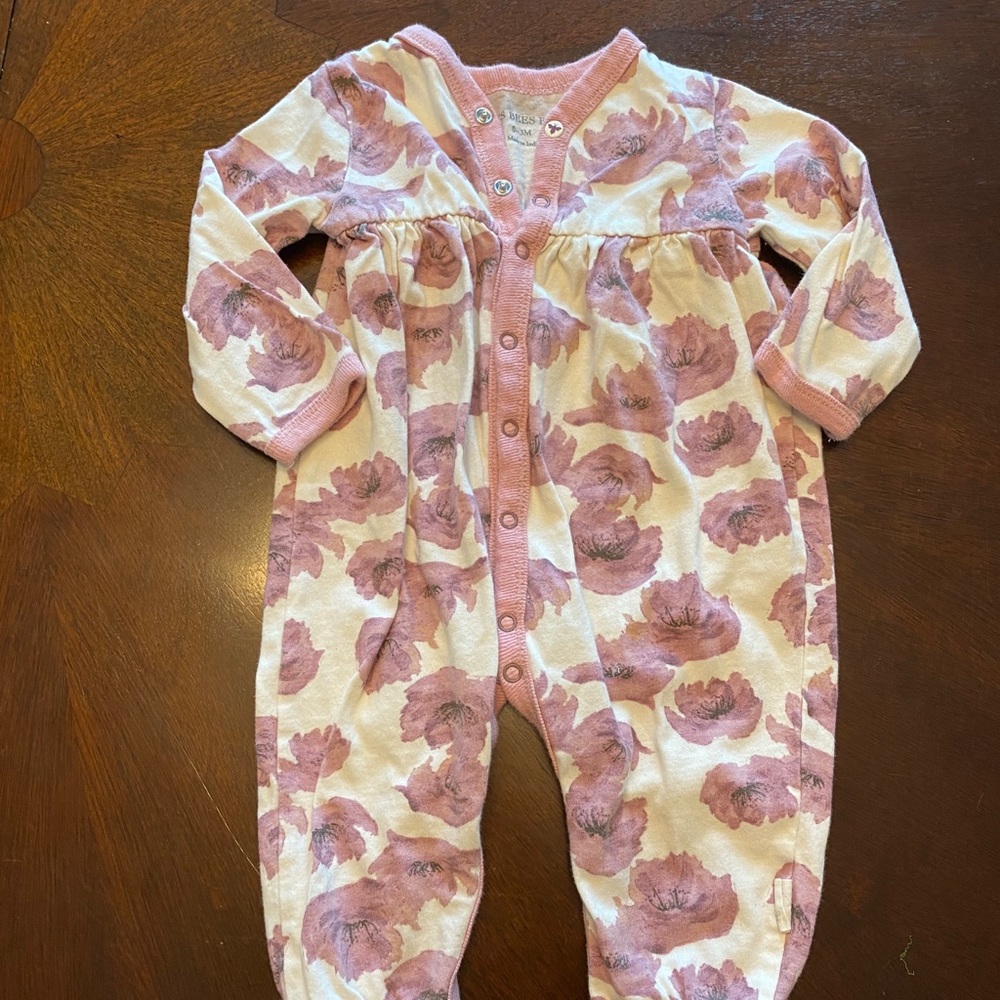 EUC Burts Bees organic baby girl onesie